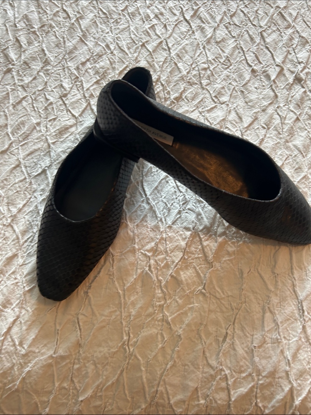 Women's Black Textured Pointed-Toe Ballet Flats leather size 11